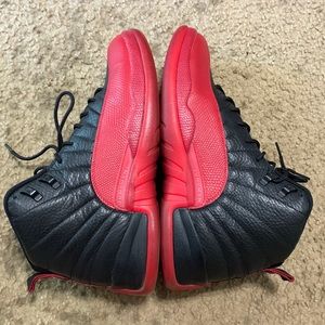 Flu games black and red